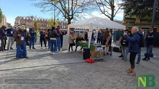 Biella, solidarietà a Giardini Zumaglini: in cammino per la prevenzione - Servizio di Mattia Baù