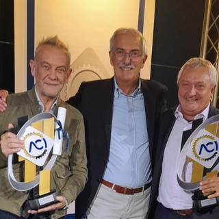 Pierluigi Porta e Giuliano Santi premiati da Federico Ormezzano
