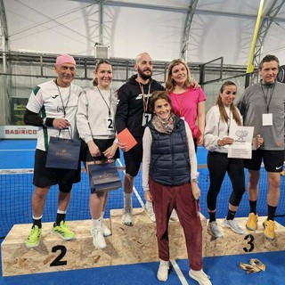 Padel e solidarietà a Sandigliano: 1.500 euro per il Gomitolo Rosa