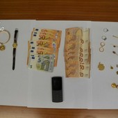 Dal Nord Ovest - "Suo figlio è malato, servono soldi". Ma l'85enne non ne ha e fa arrestare (di nuovo) una truffatrice