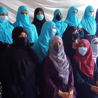 Gli studenti del TAM in un progetto con le ragazze di una scuola afghana: “Superando le differenze in nome della creatività”.