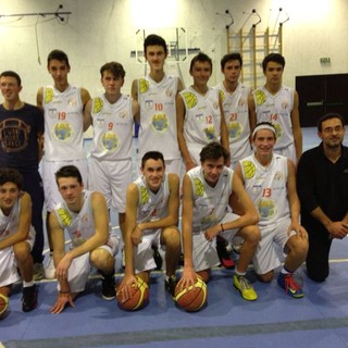 Basket - Teens Cossato vince su Grugliasco e Verbania Basket - Teens Cossato vince su Grugliasco e Verbania