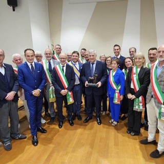 Tajani a Borgosesia: “Sosteniamo i piccoli comuni e l’Italia che esporta” FOTO e VIDEO