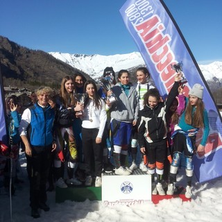 Buoni successi per le scuole biellesi nei regionali studenteschi di sci e snowboard