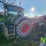 Viverone, trattore si ribalta nel vigneto, ferito il conducente, foto archivio