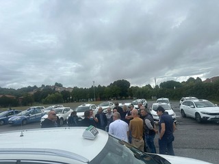 Biella, tassisti torinesi in Comune: stop agli NCC che sconfinano FOTO e VIDEO