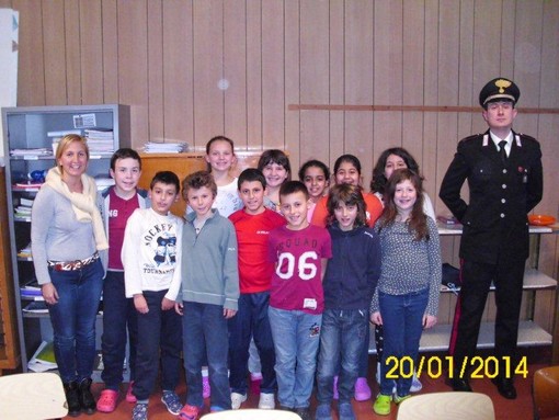 Il maresciallo Tirabassi ha incontrato gli scolari di Soprana e Trivero