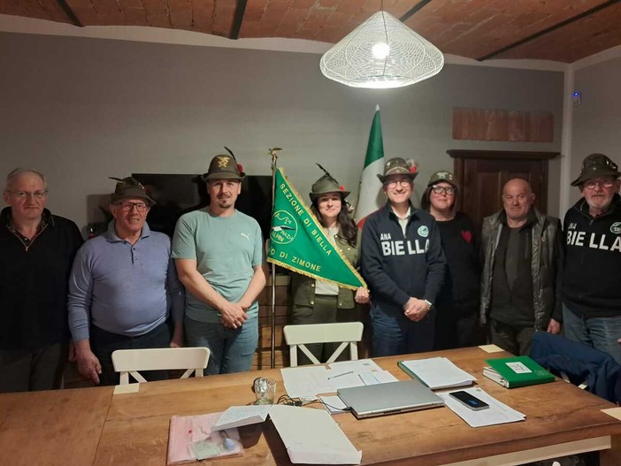 Alpini, a Zimone Stefano Trinchero è riconfermato capogruppo Alpini, a Zimone Stefano Trinchero è riconfermato capogruppo