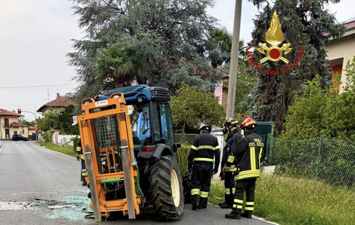 Si ribalta un trattore a Lessona Si ribalta un trattore a Lessona