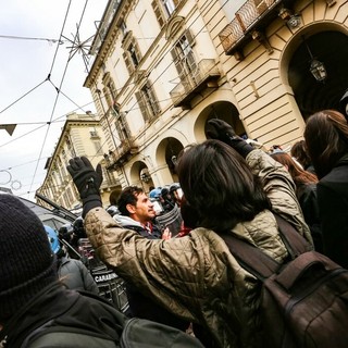 Dal Nord/Ovest, Oltre quattrocento identificati e due arresti: il bilancio della questura dopo il corteo di Torino Dal Nord/Ovest, Oltre quattrocento identificati e due arresti: il bilancio della questura dopo il corteo di Torino