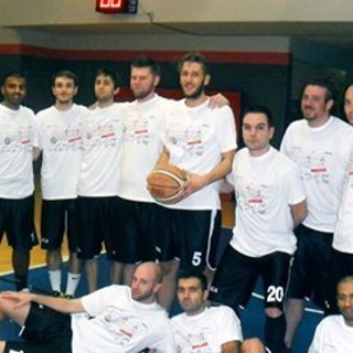 Basket - Anche il Teens Cossato indossa le magliette del Francy Basket - Anche il Teens Cossato indossa le magliette del Francy