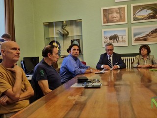 Biella, tassisti torinesi in Comune: stop agli NCC che sconfinano FOTO e VIDEO