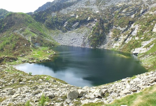 Piedicavallo: le leggende del Lago della Vecchia rivivono con la narrazione orale Piedicavallo: le leggende del Lago della Vecchia rivivono con la narrazione orale