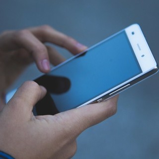 Vacanze nel mirino dei truffatori: boom di falsi Sms da portali per le prenotazioni e banche (foto di repertorio) Vacanze nel mirino dei truffatori: boom di falsi Sms da portali per le prenotazioni e banche (foto di repertorio)