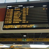 Guasto tra Livorno Ferraris e Bianzè, disagi anche per i pendolari biellesi Guasto tra Livorno Ferraris e Bianzè, disagi anche per i pendolari biellesi