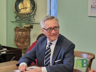 Biella, tassisti torinesi in Comune: stop agli NCC che sconfinano FOTO e VIDEO