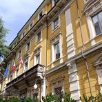 Esce dal carcere e torna a maltrattare la madre e la nonna (foto di repertorio)
