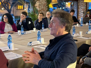 Chiesi Group: competenza, etica e innovazione al servizio della vita Chiesi Group: competenza, etica e innovazione al servizio della vita