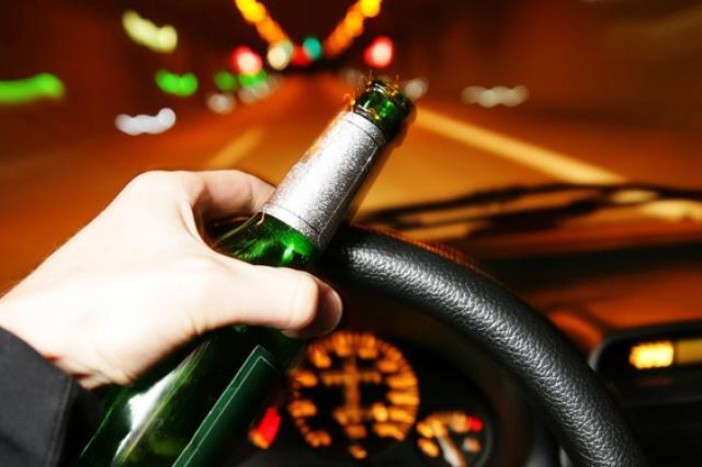74 enne della Valle Elvo alla guida con il tasso alcolemico oltre il doppio del limite, via la patente 74 enne della Valle Elvo alla guida con il tasso alcolemico oltre il doppio del limite, via la patente