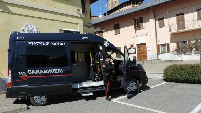 Carabinieri sempre più vicini al cittadino, a Mottalciata arriva la nuova stazione mobile