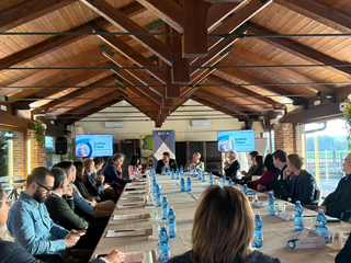 Chiesi Group: competenza, etica e innovazione al servizio della vita Chiesi Group: competenza, etica e innovazione al servizio della vita