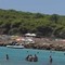 Sardegna, nuovo sbarco di migranti tra i bagnanti dopo l'incidente a Su Giudeu Sardegna, nuovo sbarco di migranti tra i bagnanti dopo l'incidente a Su Giudeu