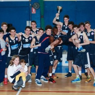 Basket - Pallacanestro Biella under 17 vince il torneo internazionale Retagliati Basket - Pallacanestro Biella under 17 vince il torneo internazionale Retagliati