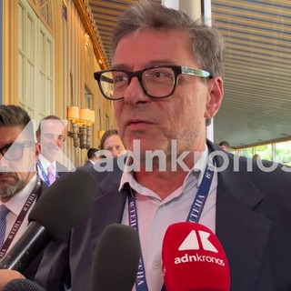 Mps, Giorgetti a Cernobbio: "Noi neutrali rispetto a operazioni, avremmo già dismesso quota"