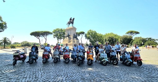 Da Biella a Roma per il World Vespa Days FOTO Da Biella a Roma per il World Vespa Days FOTO
