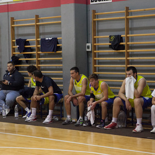 Basket - Vigliano torna alla vittoria e spera nella salvezza Basket - Vigliano torna alla vittoria e spera nella salvezza