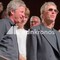 Venezia 83, trionfo per il doc sugli Oasis. E Liam Gallagher scherza con una fan con t-shirt dei Blur Venezia 83, trionfo per il doc sugli Oasis. E Liam Gallagher scherza con una fan con t-shirt dei Blur