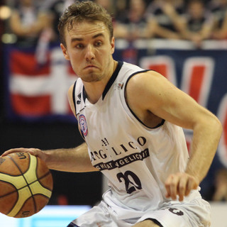 Basket - Voskuil e Raspino fanno grande l'Angelico FOTOGALLERY