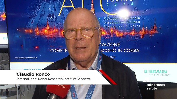Sanità: nefrologo Ronco, 'innovazione nasce dai bisogni del paziente tra corsia e laboratorio' Sanità: nefrologo Ronco, 'innovazione nasce dai bisogni del paziente tra corsia e laboratorio'