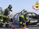 Auto a fuoco sull'A4, l'allarme scatta a Carisio