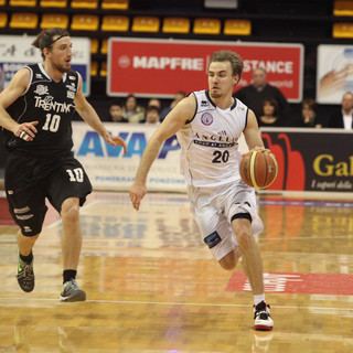 Basket - Voskuil e Corbani sono i migliori del mese in Lega Gold