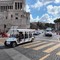 Far west golf car, viaggio nel centro di Roma tra irregolarità e guadagni stellari Far west golf car, viaggio nel centro di Roma tra irregolarità e guadagni stellari