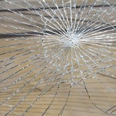 Biella, in via Italia spaccata vetrina nella notte Biella, in via Italia spaccata vetrina nella notte