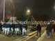 Roma, manifestanti tentano di raggiungere il Circo Massimo: nuovo sbarramento in piazza Albania Roma, manifestanti tentano di raggiungere il Circo Massimo: nuovo sbarramento in piazza Albania