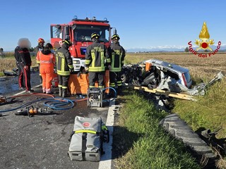 Dal Nord Ovest, incidente sulla SP011 causa un morto nel comune di Tronzano v.se Dal Nord Ovest, incidente sulla SP011 causa un morto nel comune di Tronzano v.se
