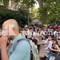 Cinema, piazza San Cosimato a Roma già strapiena per Roberto De Niro Cinema, piazza San Cosimato a Roma già strapiena per Roberto De Niro