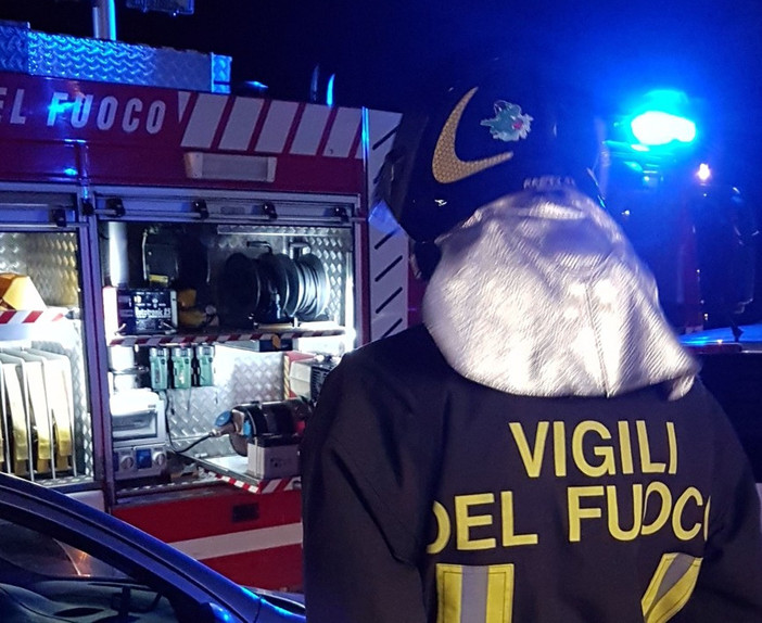 Principio d’incendio in un cantiere di Biella, scatta l’allarme in serata