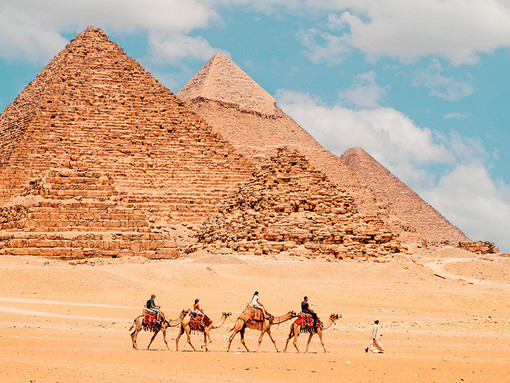 Viaggi organizzati in Egitto: diario di un tour di gruppo tra storia, cultura e crociera sul Nilo Viaggi organizzati in Egitto: diario di un tour di gruppo tra storia, cultura e crociera sul Nilo