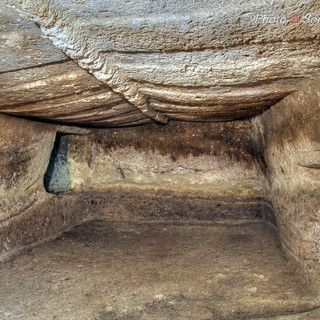 Villanova Monteleone, “Domus de Janas” di Pottu Codinu (foto di Sergio Melis).