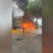 Proteste degli studenti in Francia, le immagini di un bus in fiamme a Marsiglia