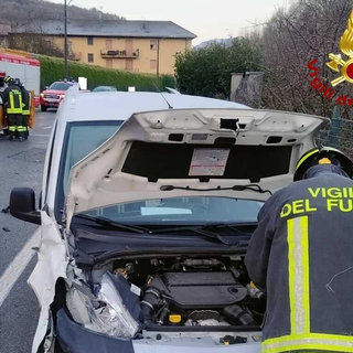 Dal Nord Ovest - Scontro tra auto nella vicina Valsesia, due feriti