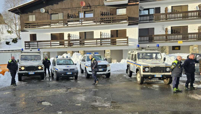 Bielmonte, in corso le operazioni di evacuazione delle persone bloccate: stanno bene FOTO