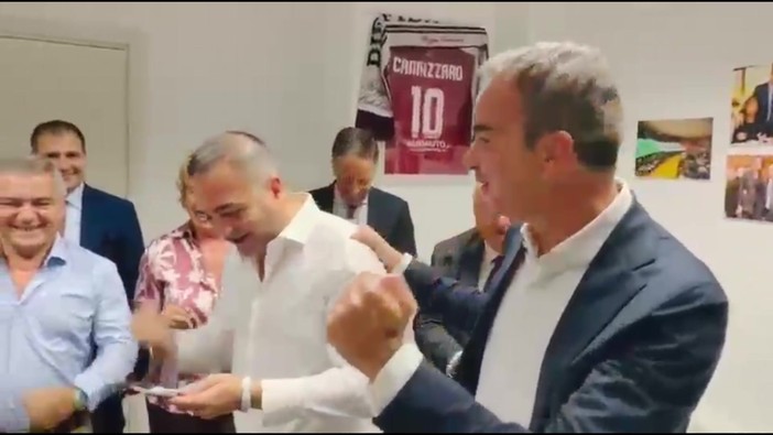 Suppletive Reggio Calabria, il governatore Occhiuto festeggia sui social: "Vittoria!" Suppletive Reggio Calabria, il governatore Occhiuto festeggia sui social: "Vittoria!"