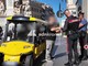 Invasione golf car a Roma, blitz e controlli dei carabinieri nel centro della Capitale