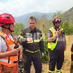 Valsessera, incendio all'Alpe Noveis: impegnati 40 operatori, aerei e mezzi a terra