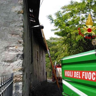 Intervento dei Vigili del Fuoco di Ponzone in un incendio abitazione a Varallo
